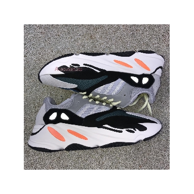 Adidas Yeezy Boost 700 Wave Runner B75571 Solid Grey/Chalk White/Core Black Sneakers