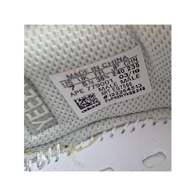 Adidas Yeezy Boost 700 Analog EG7596 Analog/Analog/Analog Sneakers