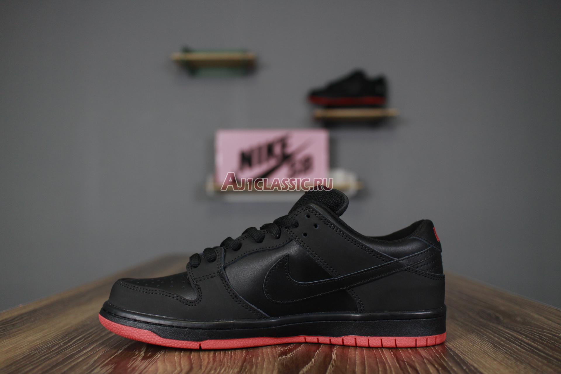Nike Jeff Staple x Dunk Low Pro SB "Black Pigeon" 883232-008
