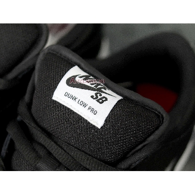 Nike Supreme x Dunk SB Low QS Metallic Silver CK3480-001 Metallic Silver/Metallic Silver/Black Sneakers