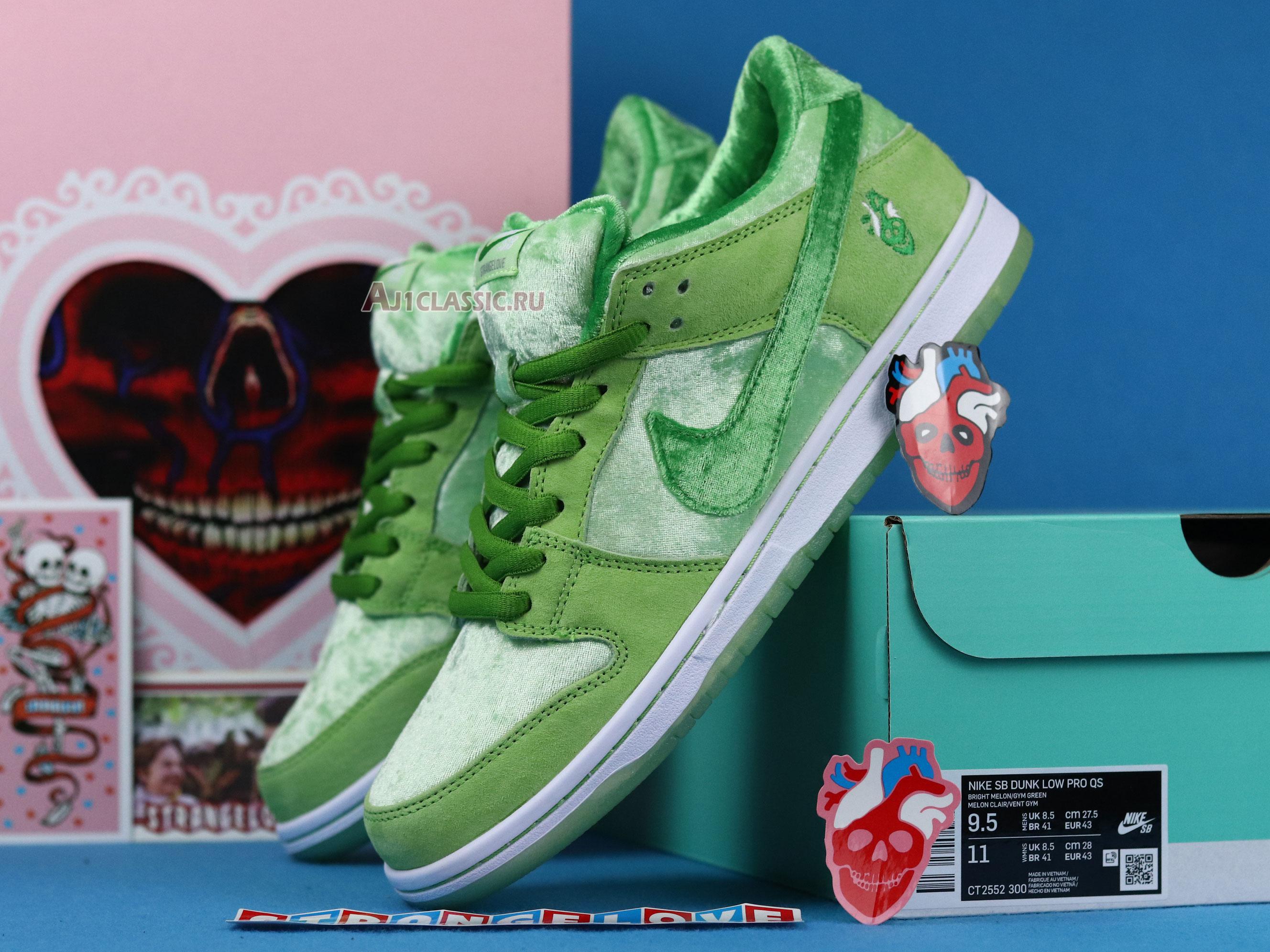 Nike StrangeLove x Dunk Low SB "Green Beans Valentines Day" CT2552-300