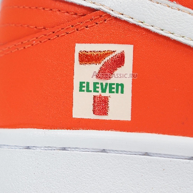 Nike 7-Eleven x Dunk Low SB CZ5130-600 Orange Peel/Pine Green/University Red Sneakers