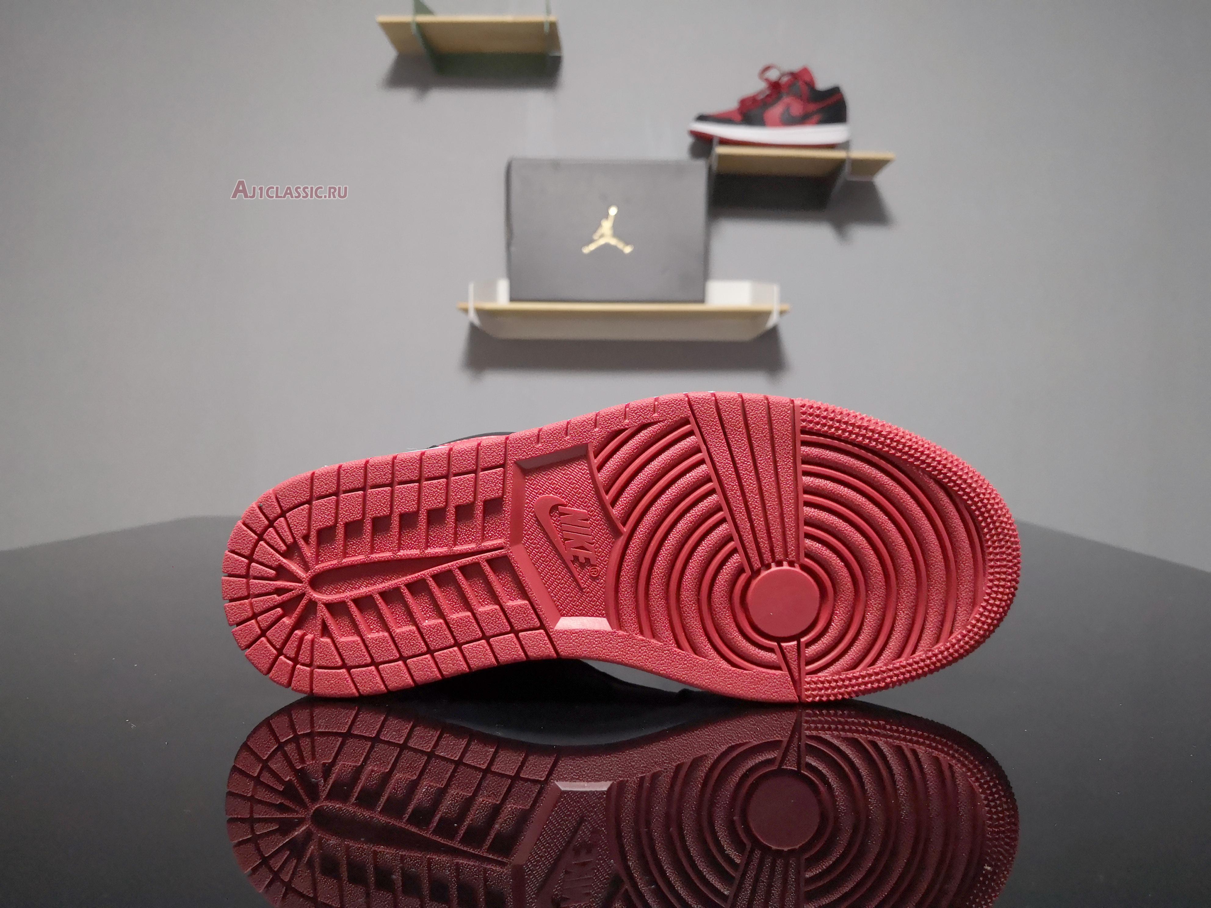 Air Jordan 1 Retro Low "Gym Red" 553558-610