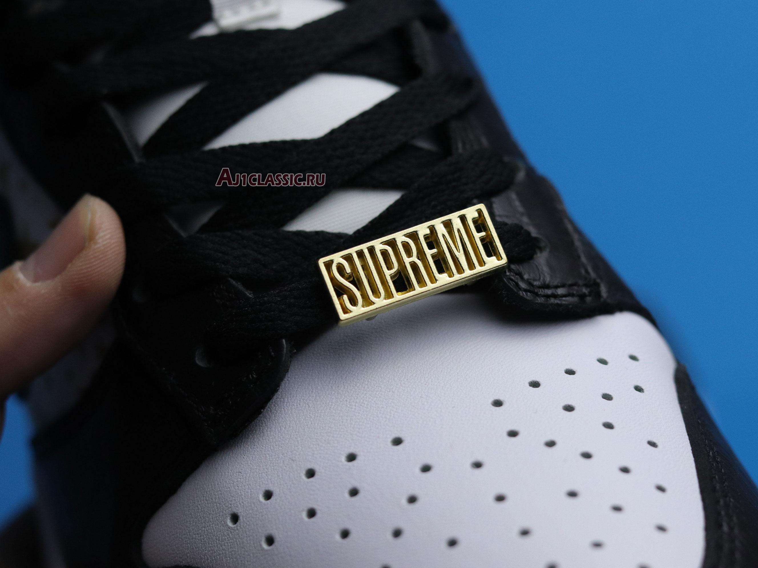 Supreme x Nike Dunk Low OG SB QS "Black" DH3228-102