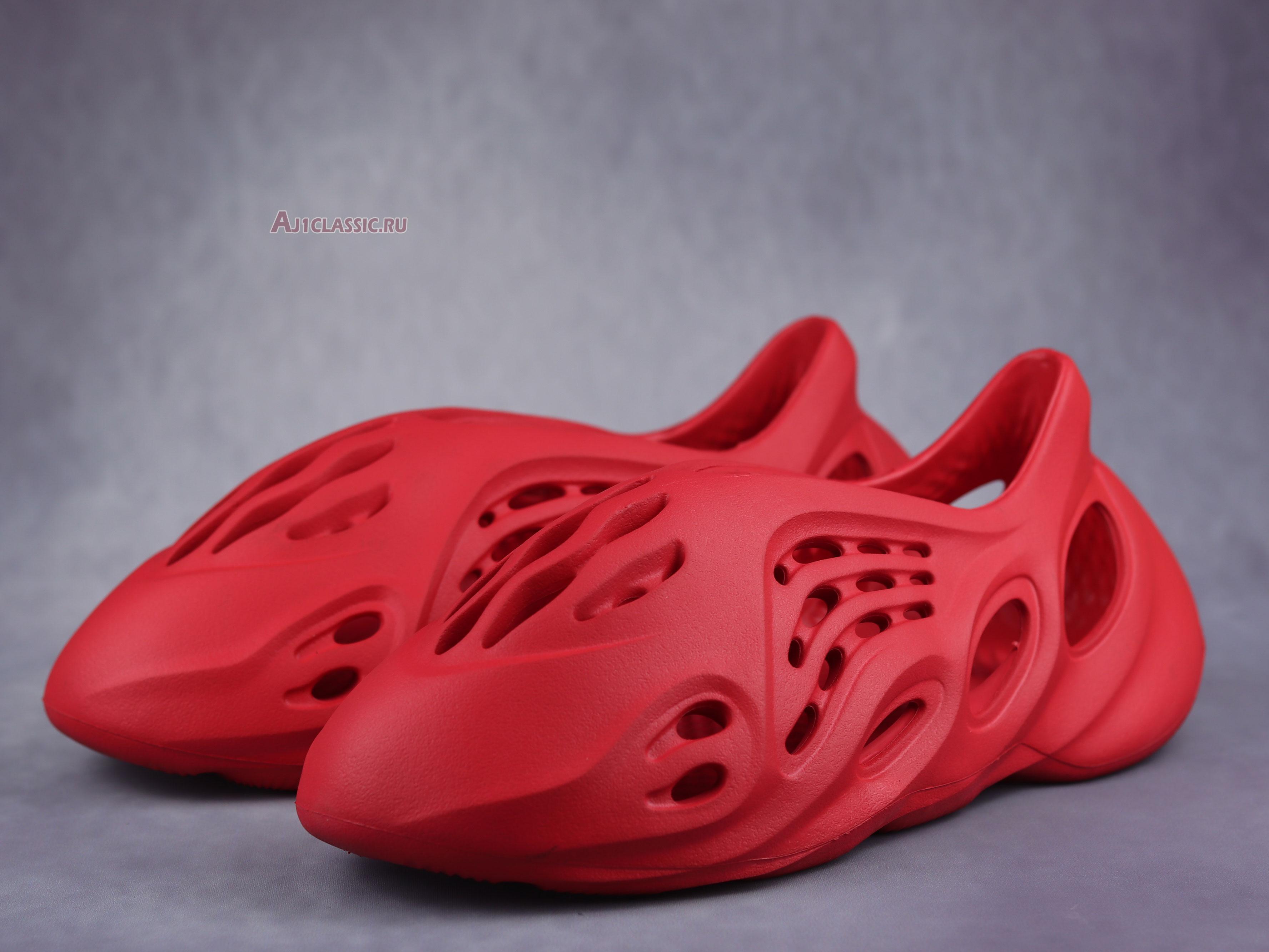 Adidas Yeezy Foam Runner "Vermilion" GW3355