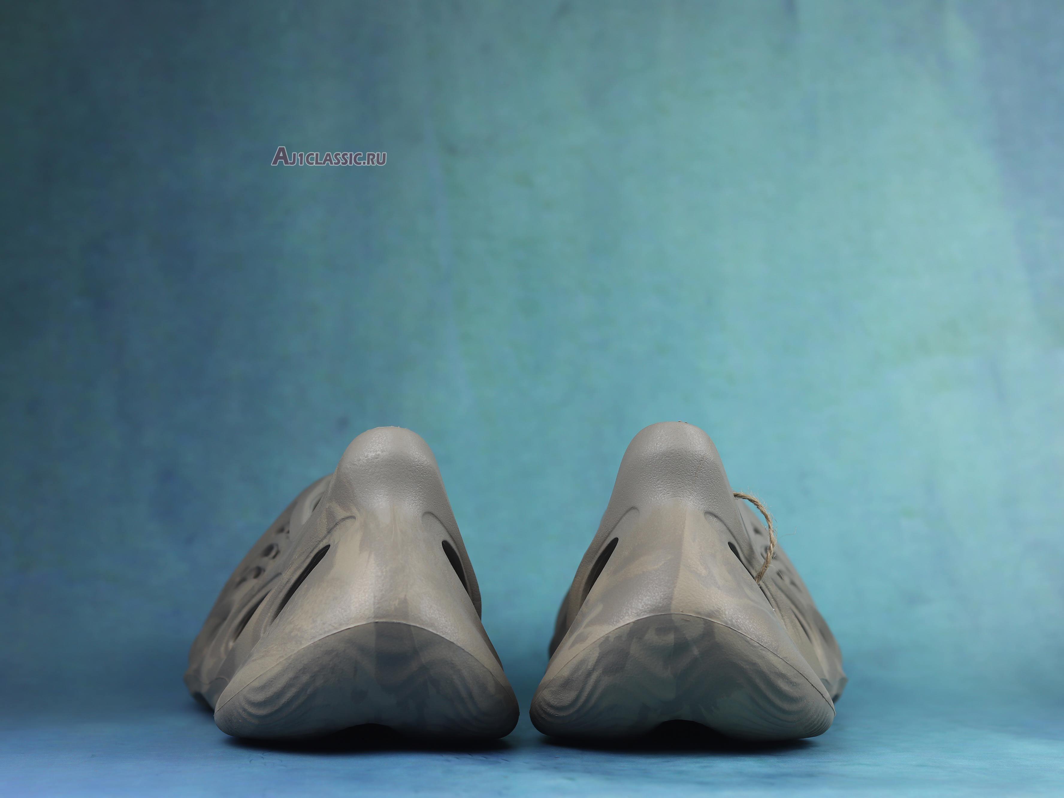 Adidas Yeezy Foam Runner "Stone Sage" GX4472