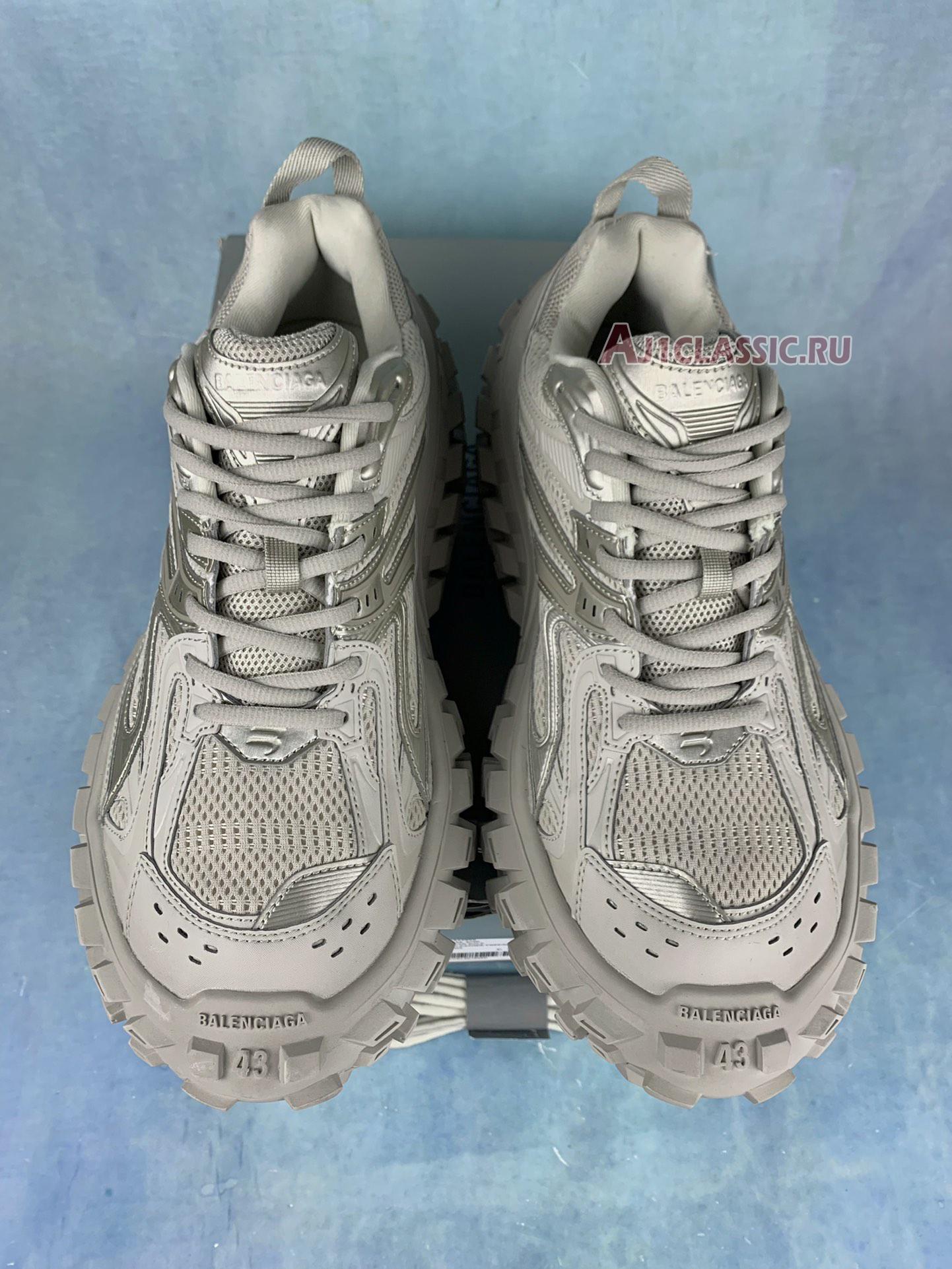 Balenciaga Defender Sneaker "Beige" 685613 W2RA6 9700