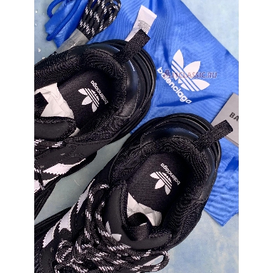 Adidas x Balenciaga Triple S Sneaker Black 712821 W2ZB2 1090 Black/White Sneakers