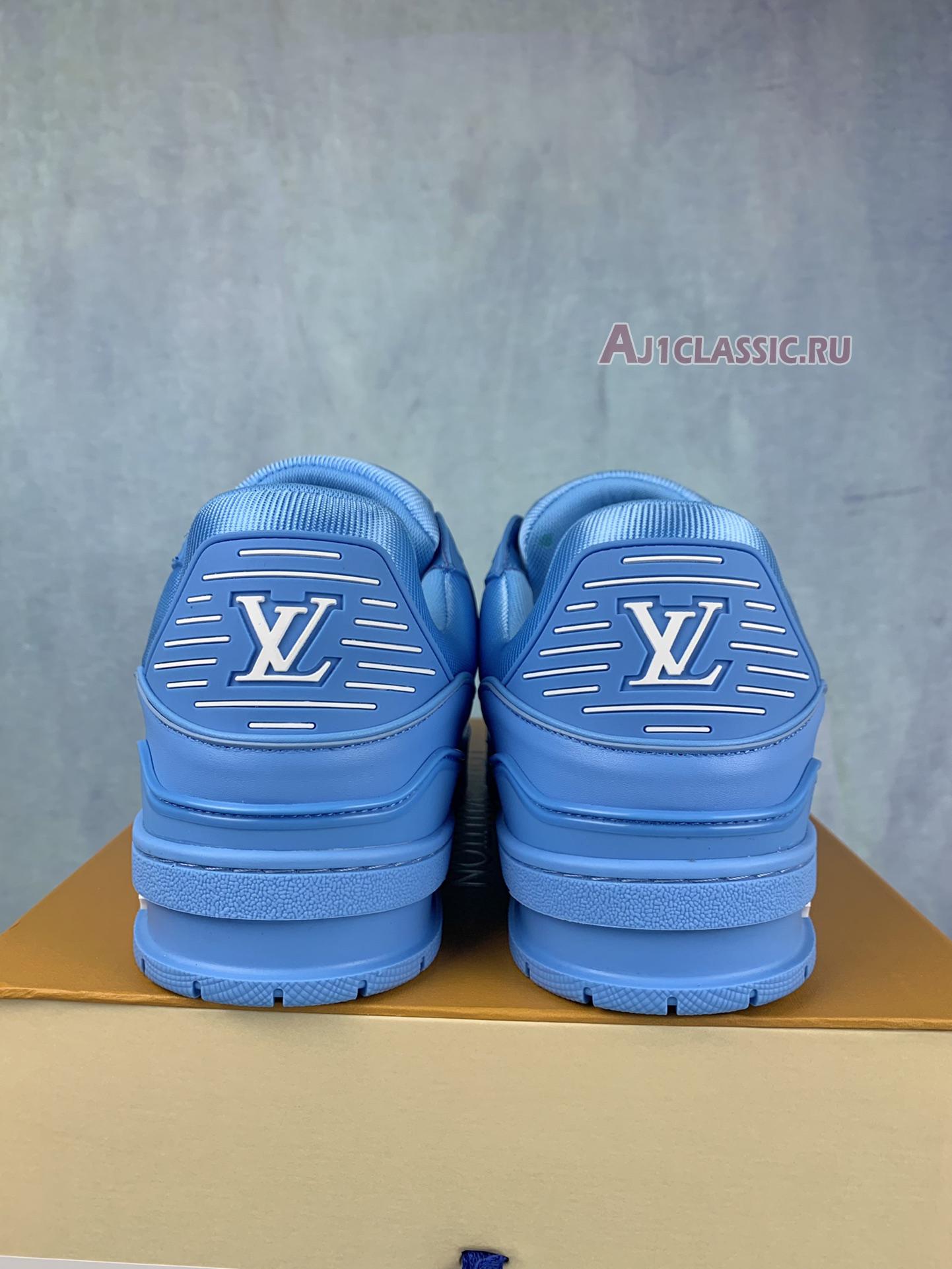 Louis Vuitton Trainer Low "Blue Embossed Monogram" 1AARFI