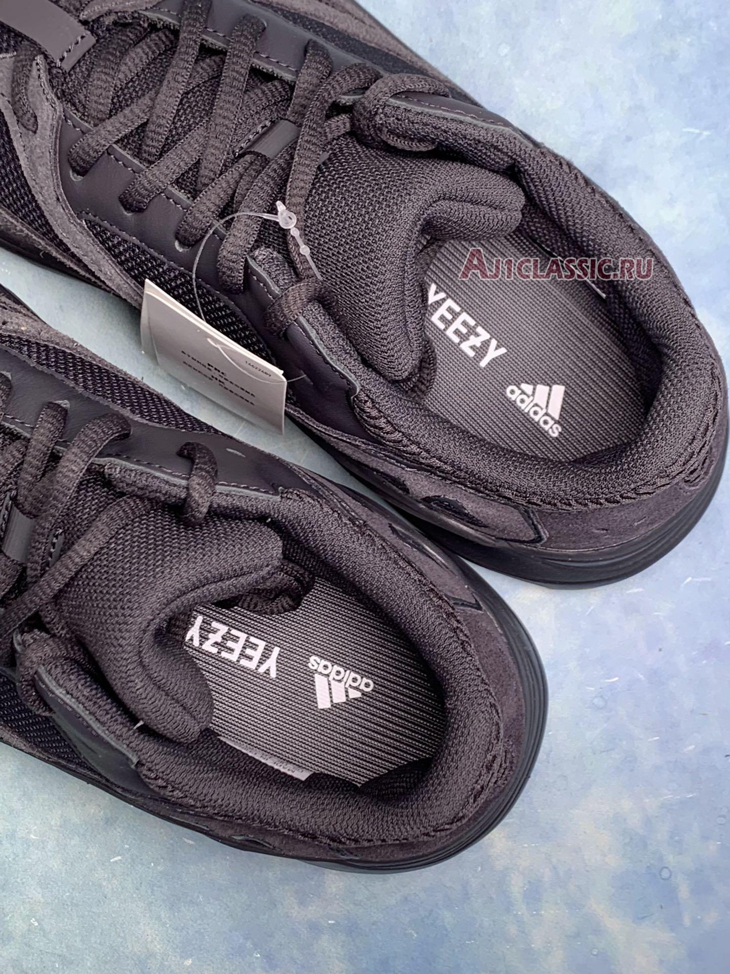 Adidas Yeezy Boost 700 "Utility Black" FV5304-2