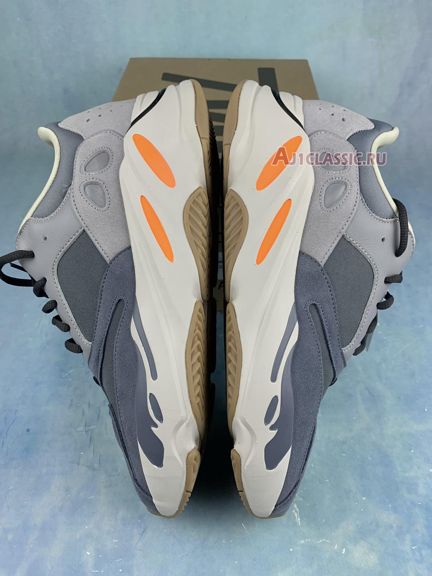 Adidas Yeezy Boost 700 "Magnet" FV9922-2