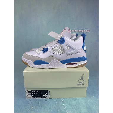 Nike SB x Air Jordan 4 Retro SP Blue Sapphire DR5415-104 White/Blue Sapphire Sneakers