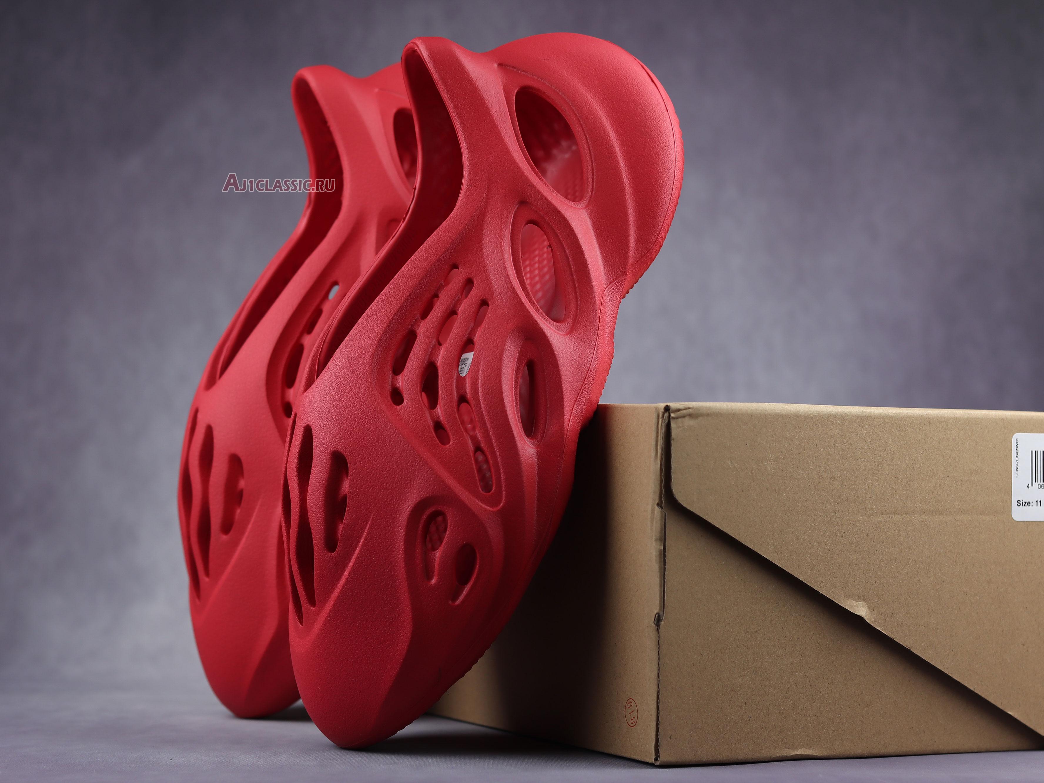 Adidas Yeezy Foam Runner Vermilion GW3355 Red/Red Sneakers